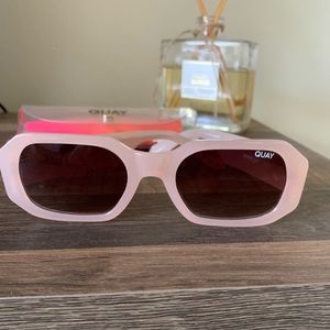 Quay Australia Sunglasses - Hyped Up